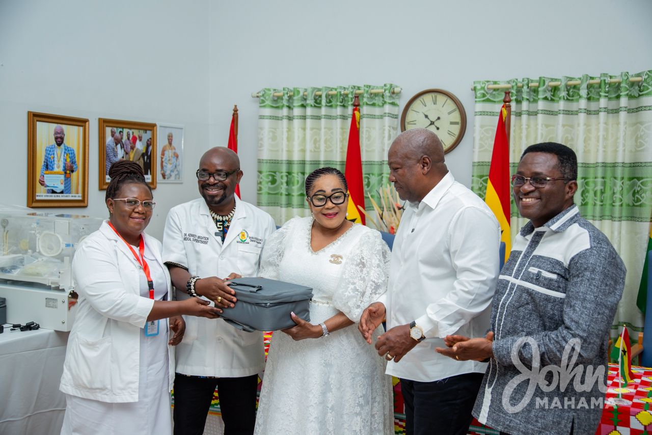 Mahama ‘saves’ babies at Dodowa Hospital by donating incubators, phototherapy machines, and CPAPs on his birthday