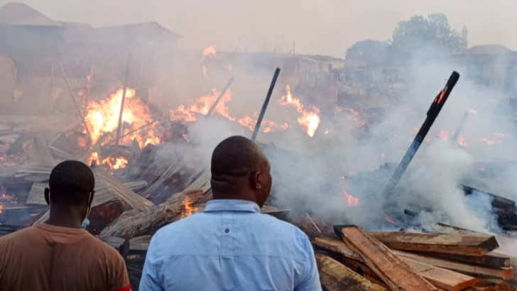 Fire destroys Kwadaso Wood market in Kumasi